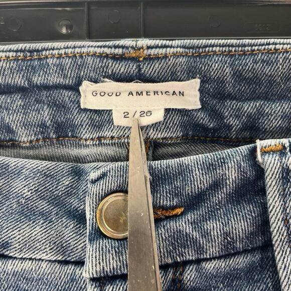 Good American Women's Good Legs Straight Jeans Medium Wash - Picture 8 of 11